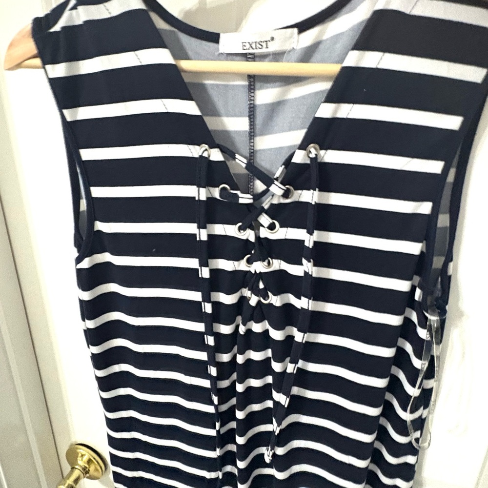 Black & White Striped Sleeveless Maxi Dress - Picture 4 of 4